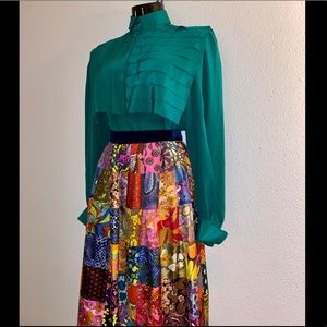 1980’s Green Silk Blouse ELIZABETH ARDEN SALON